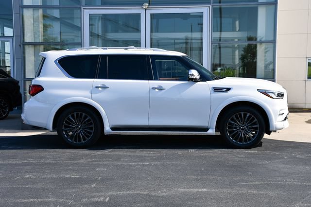 Certified 2024 INFINITI QX80 Sensory w/ Cargo Package AWD/4WD image 7