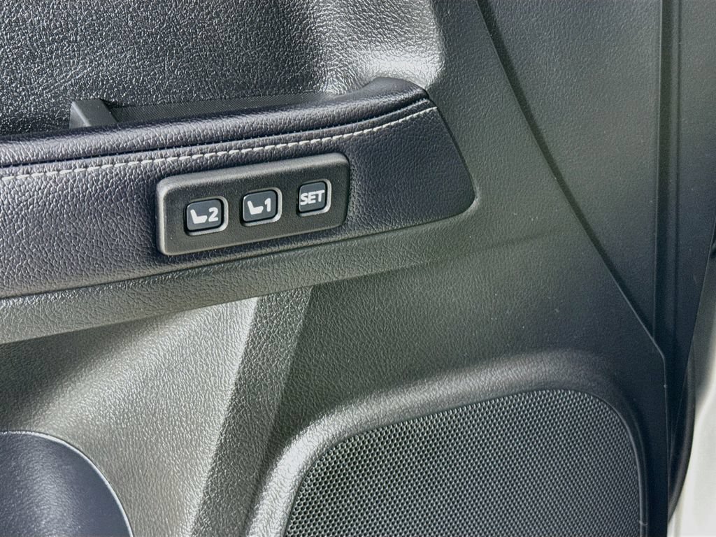 Certified 2019 Toyota 4Runner Limited AWD/4WD image 21