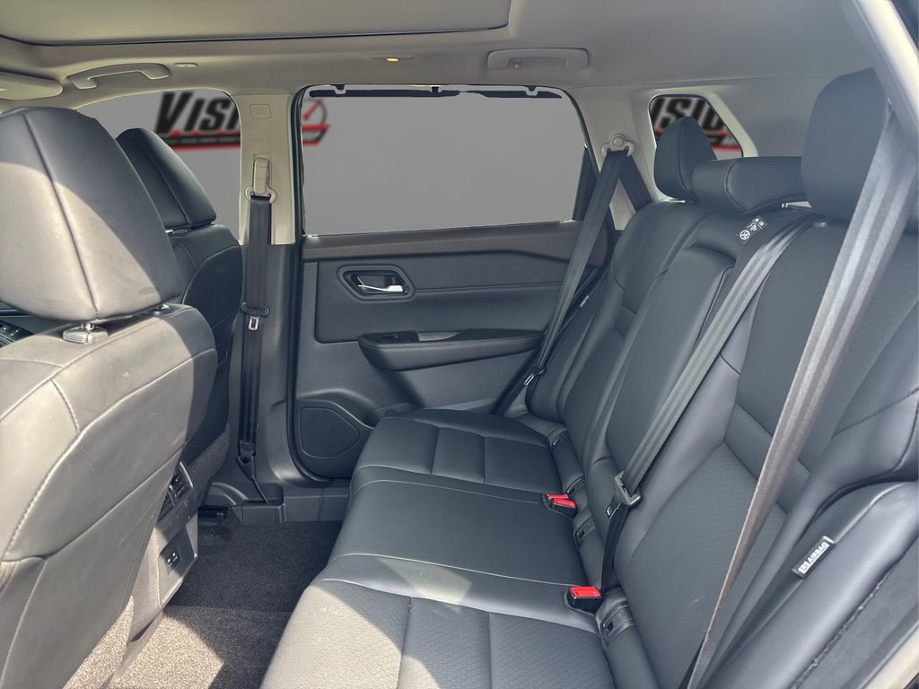 Used 2023 Nissan Rogue SV w/ SV Premium B Package AWD/4WD image 10