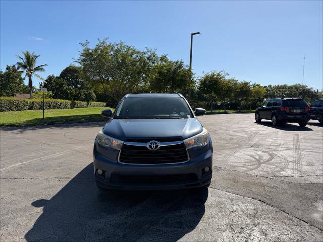Used 2016 Toyota Highlander XLE image 8