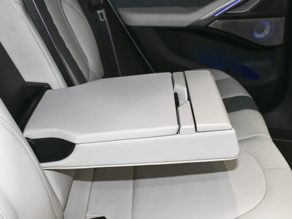 Used 2024 BMW X6 M Competition w/ Executive Package AWD/4WD image 60