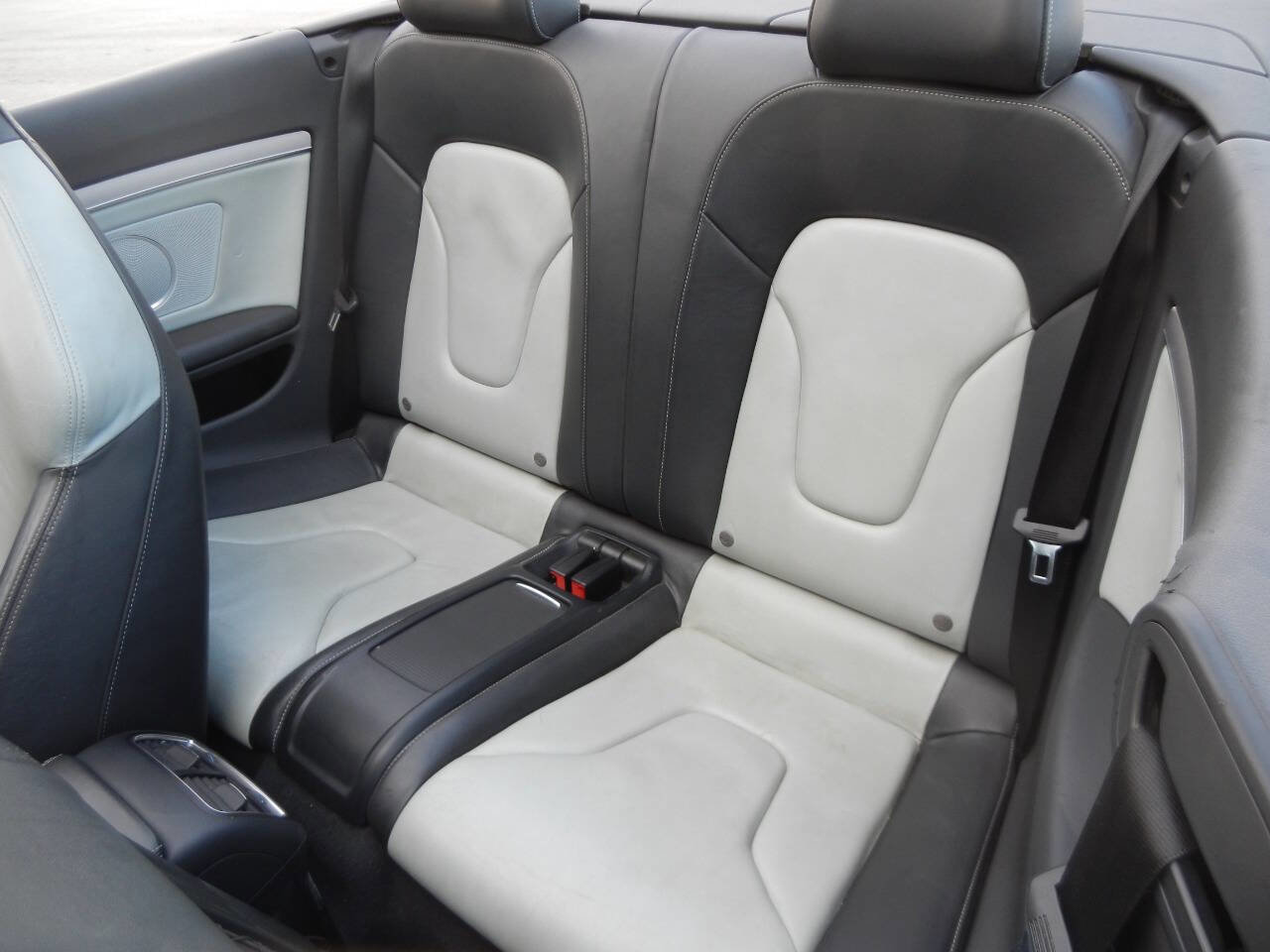 Used 2010 Audi S5 Prestige image 29