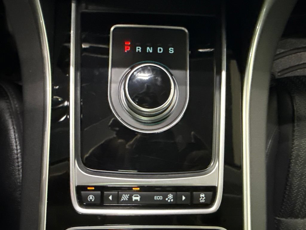 Used 2017 Jaguar XF Prestige AWD/4WD image 19