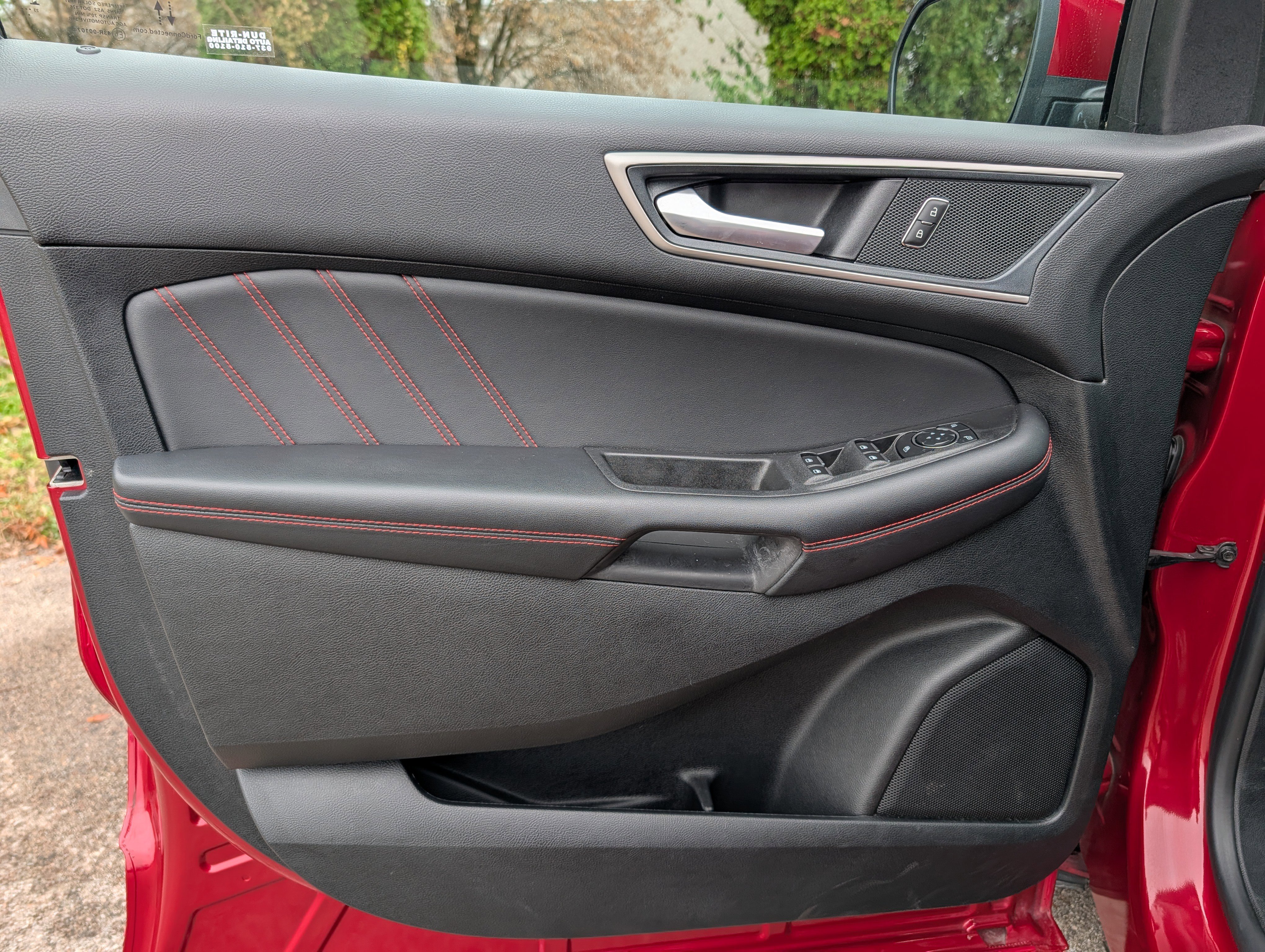 Used 2024 Ford Edge ST-Line image 30