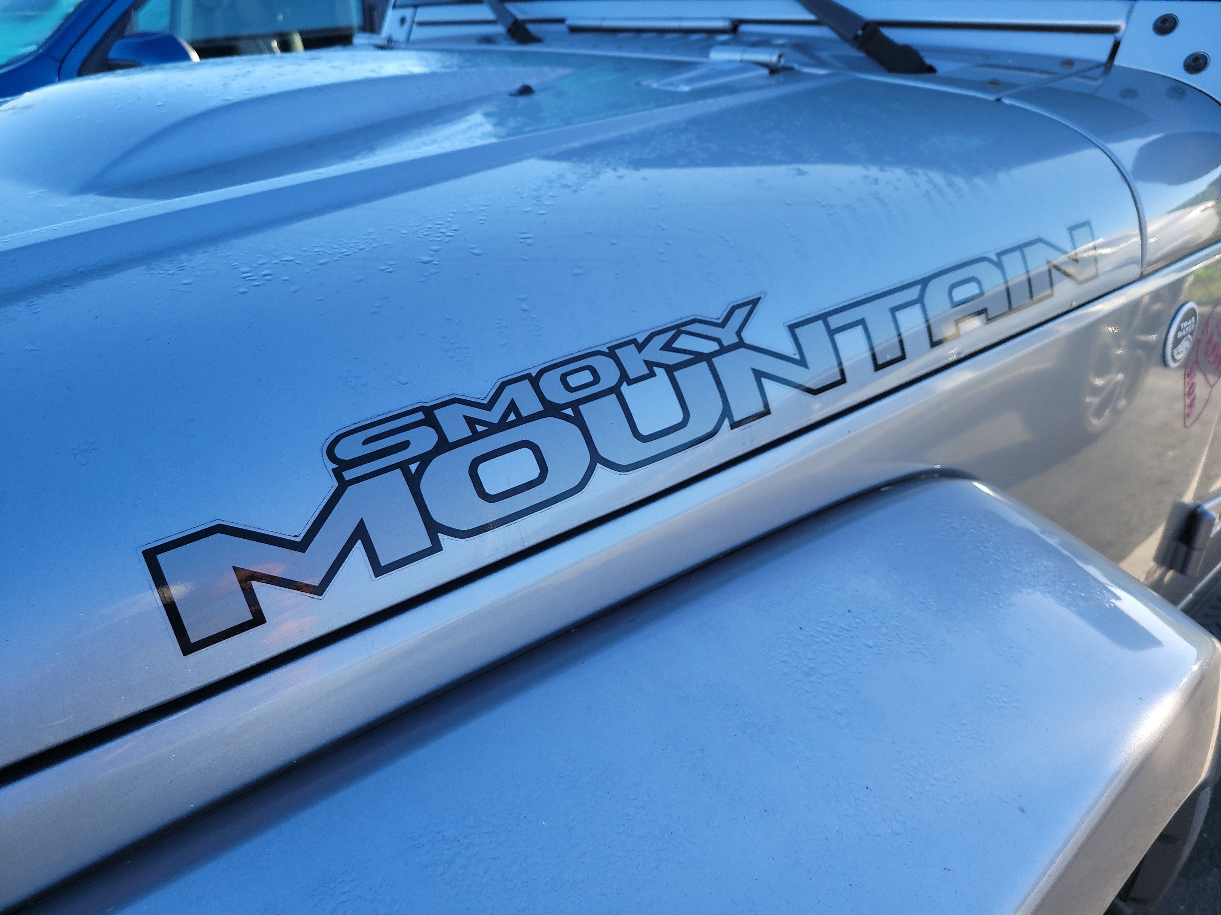 Used 2017 Jeep Wrangler Unlimited Sahara image 9