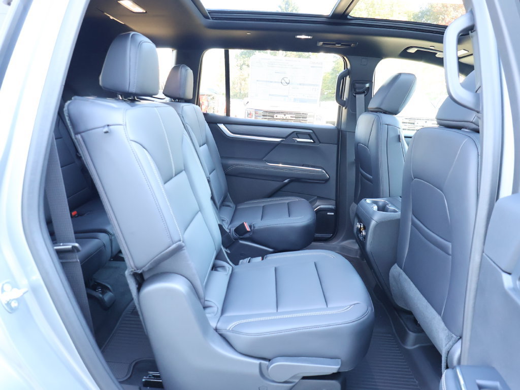 New 2027 GMC Acadia Elevation w/ Black Edition AWD/4WD image 35