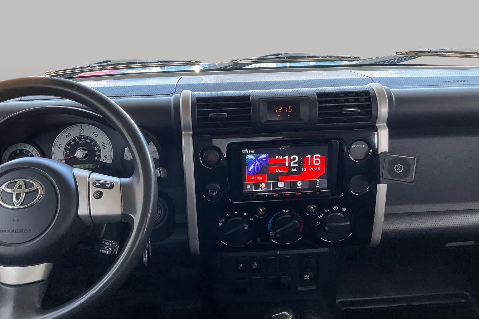Used 2011 Toyota FJ Cruiser 4WD w/ TRD Sport Pkg image 7