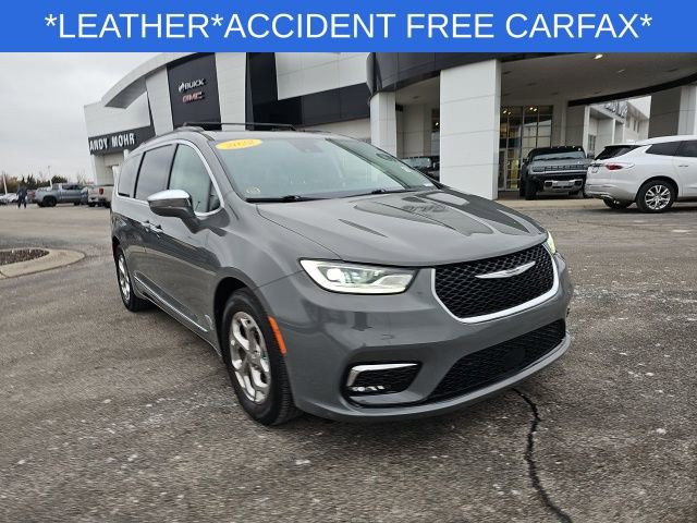 Used 2022 Chrysler Pacifica Limited image 3