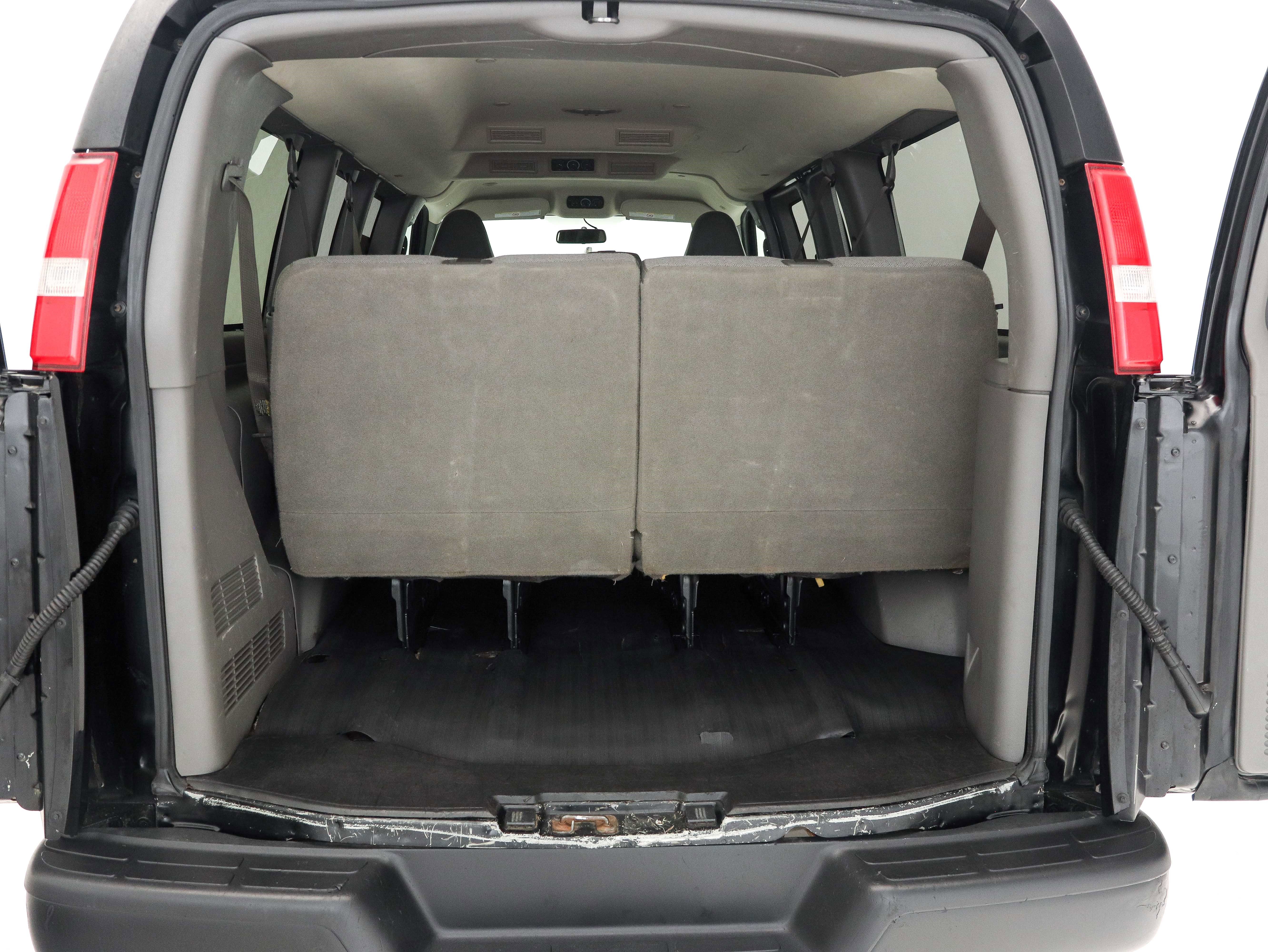 Used 2017 Chevrolet Express 2500 LS image 11