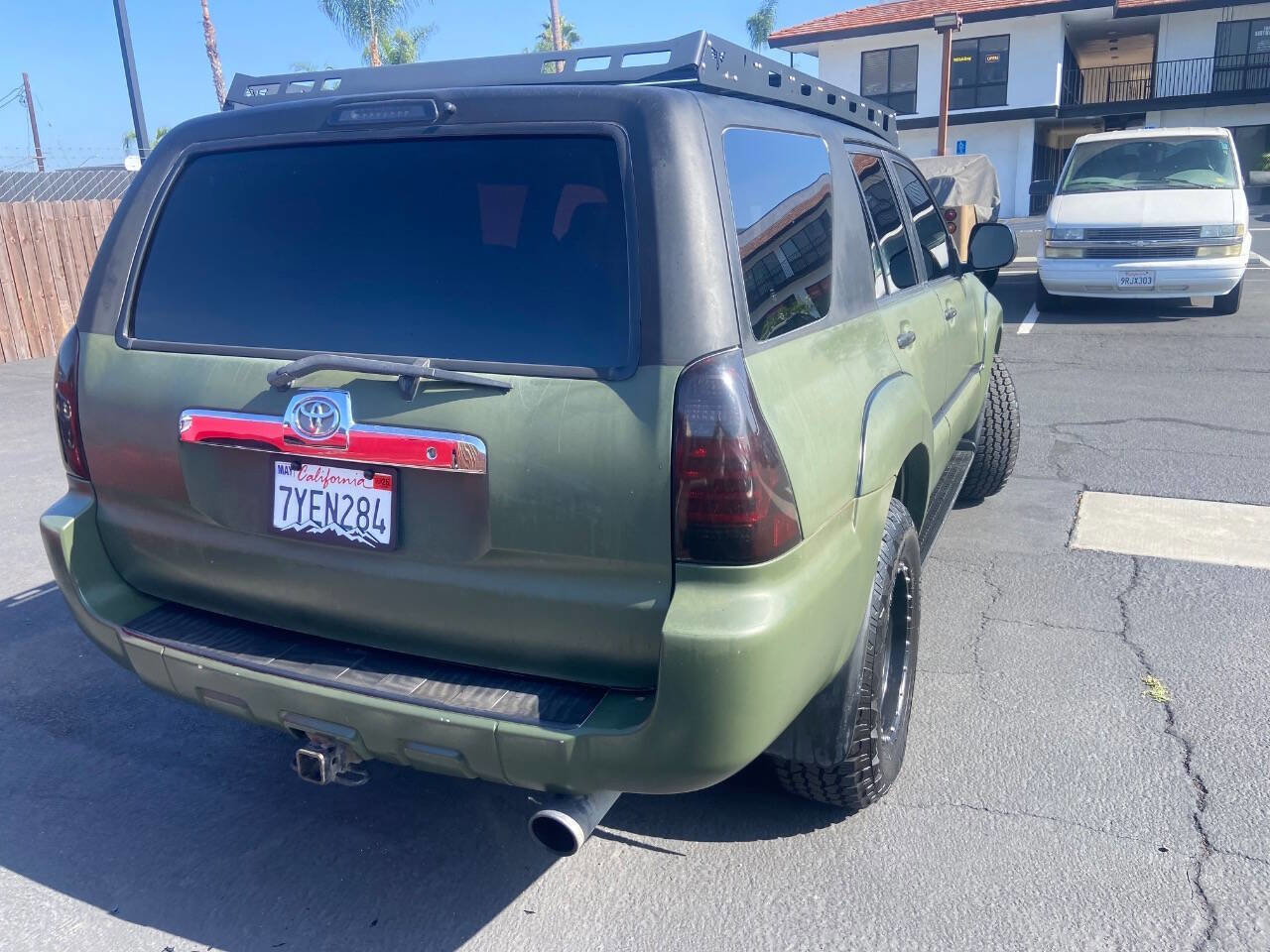 Used 2007 Toyota 4Runner SR5 image 2