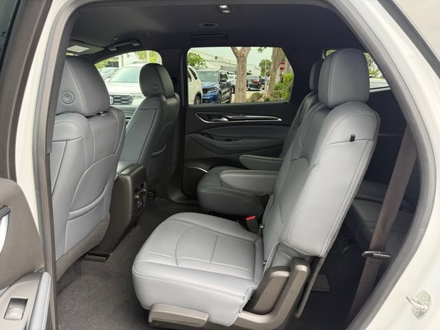 Used 2024 Buick Enclave Essence w/ Technology Package FWD image 14