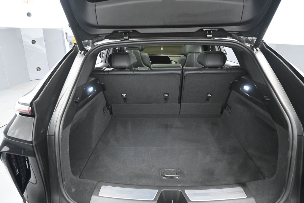 Used 2024 Cadillac Lyriq Sport RWD image 30