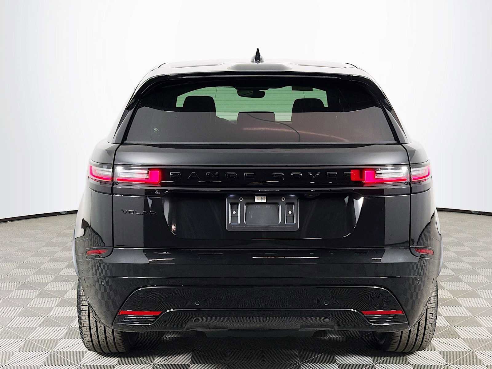 New 2026 Land Rover Range Rover Velar Dynamic SE AWD/4WD image 6