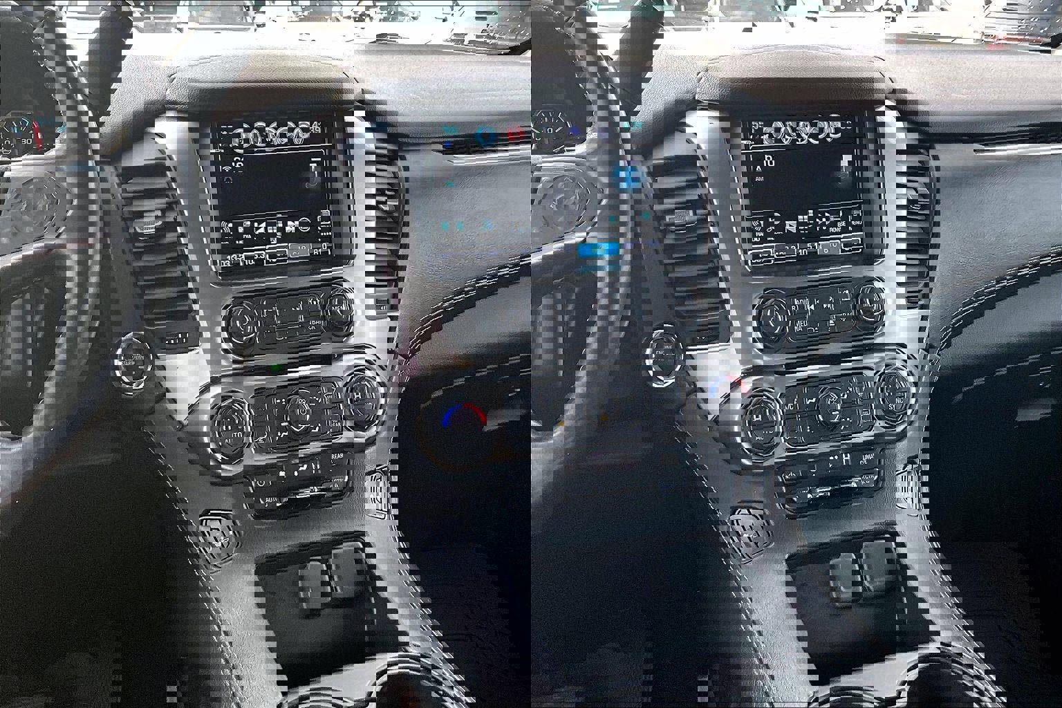 Used 2017 Chevrolet Tahoe LT image 6