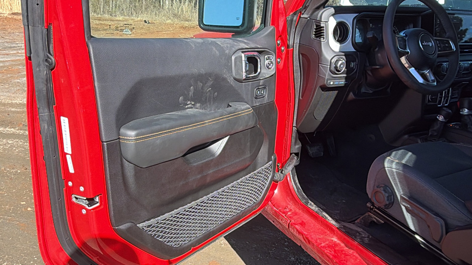 Used 2025 Jeep Wrangler Sahara 4xe w/ Safety Group image 14