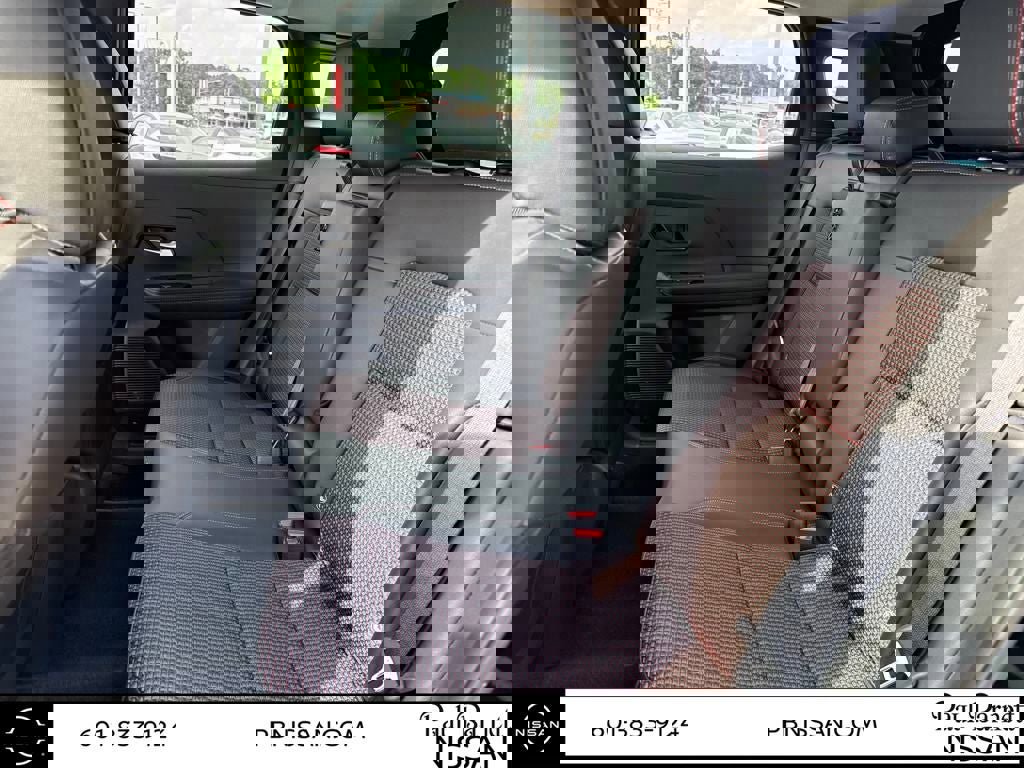 New 2025 Nissan Kicks SR image 30