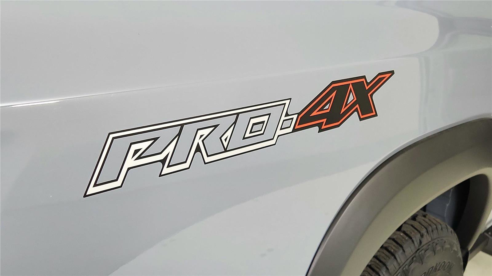 New 2026 Nissan Frontier PRO-4X w/ Pro-4x Convenience Package image 25