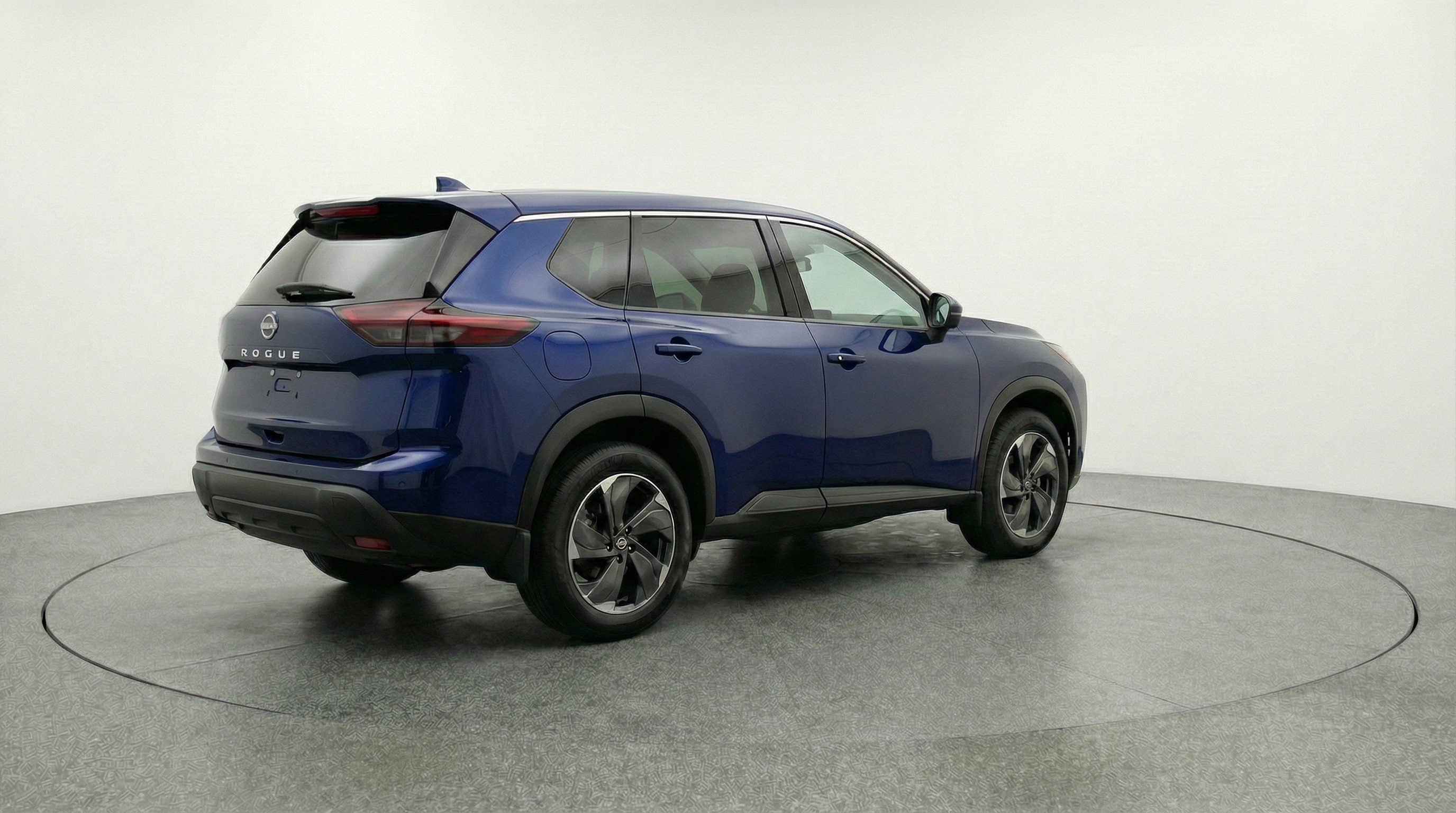 Used 2025 Nissan Rogue SV image 9