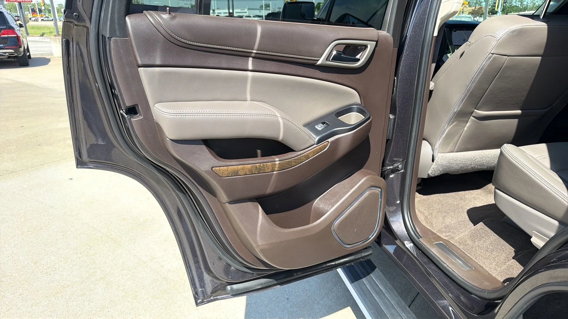 Used 2018 GMC Yukon Denali w/ Denali Ultimate Package AWD/4WD image 55