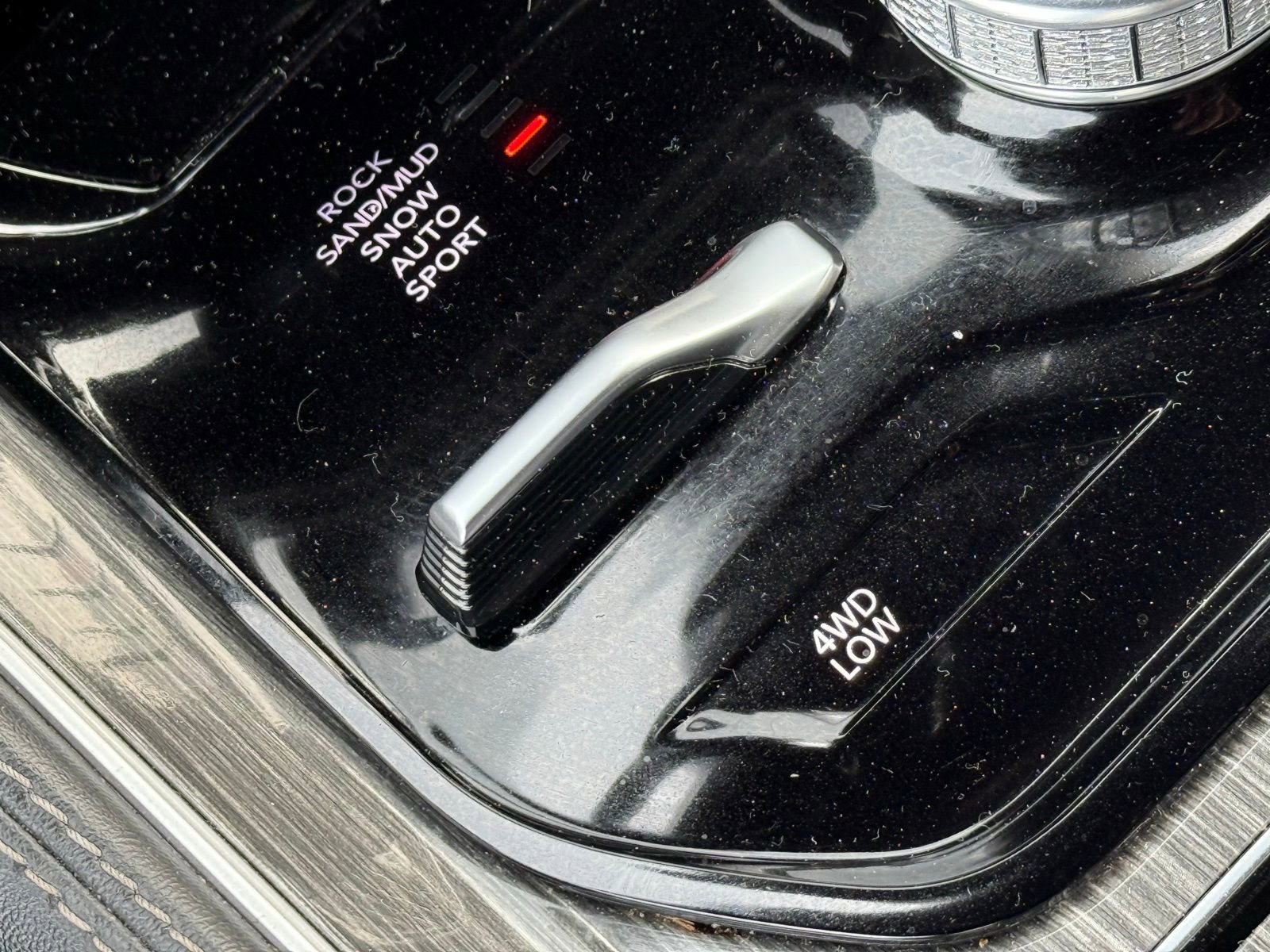 Used 2022 Jeep Wagoneer Series III w/ Premium Group I image 26