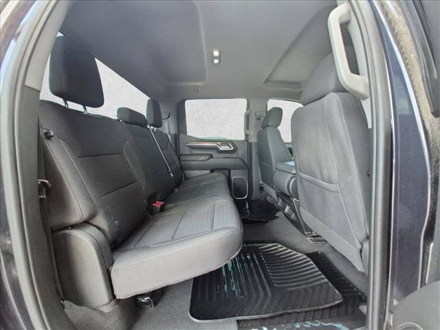Used 2022 Chevrolet Silverado 1500 LT AWD/4WD image 19
