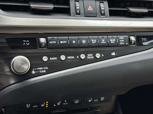 Used 2021 Lexus ES 350 350 w/ Premium Package image 16