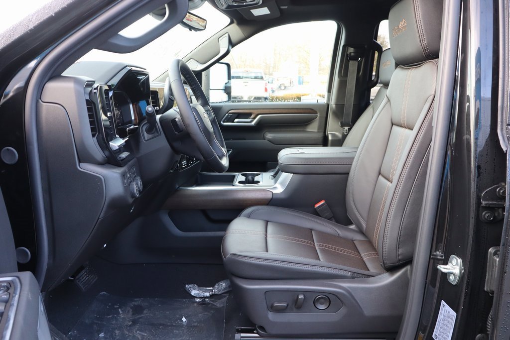 New 2026 Chevrolet Silverado 2500 High Country w/ Technology Package image 5