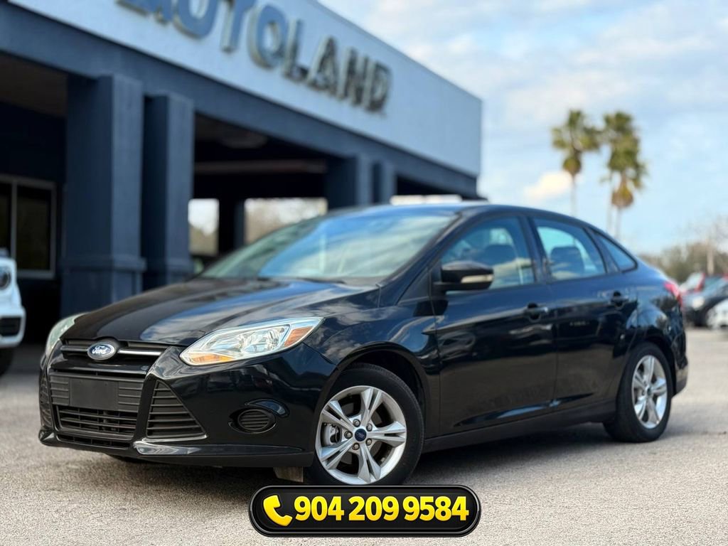 Used 2014 Ford Focus SE FWD image 1