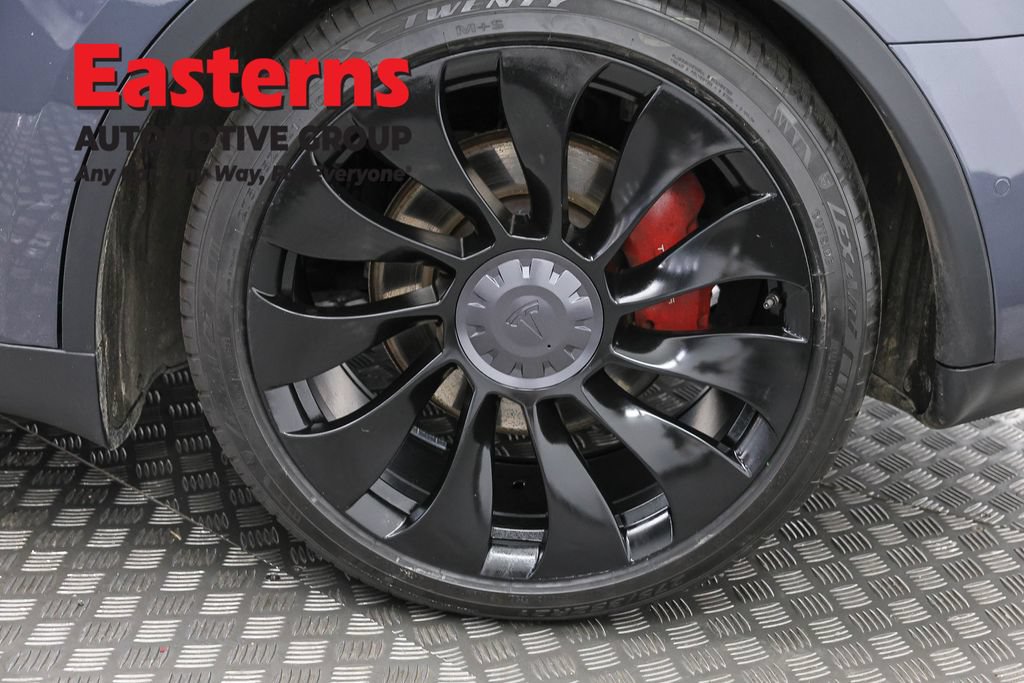 Used 2022 Tesla Model Y Performance AWD/4WD image 27