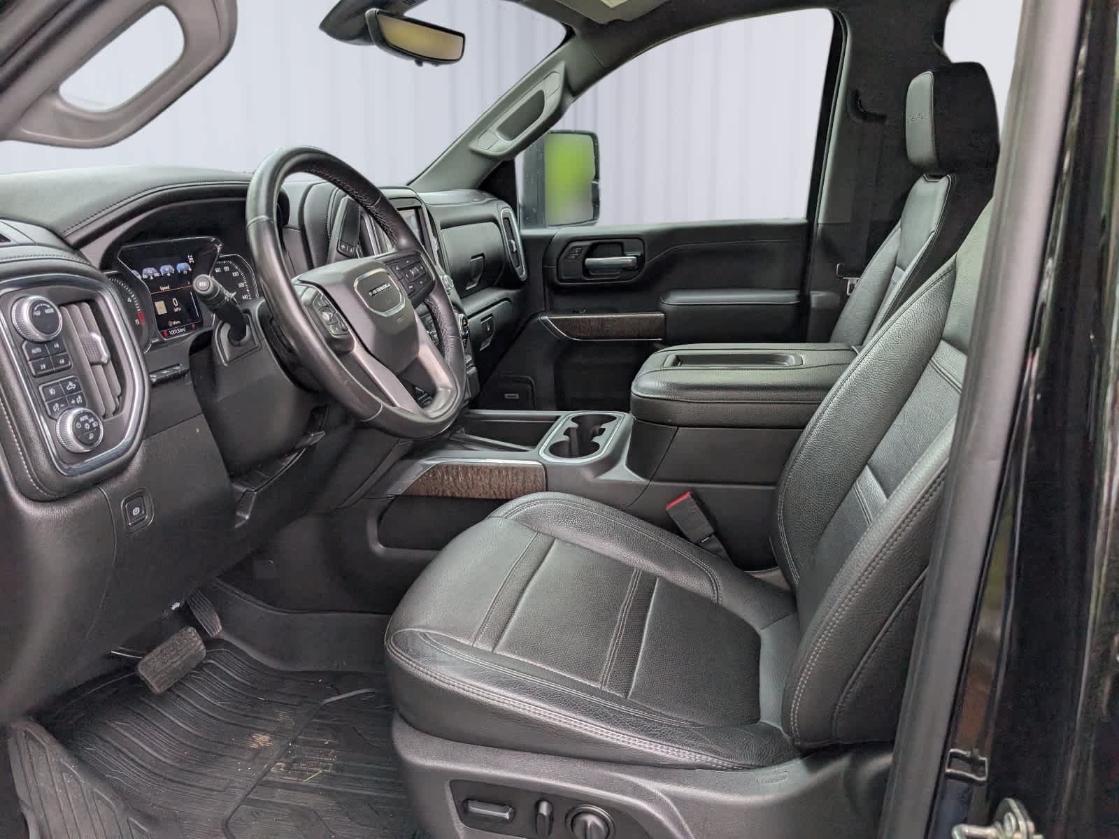 Used 2020 GMC Sierra 3500 Denali w/ Technology Package AWD/4WD image 14