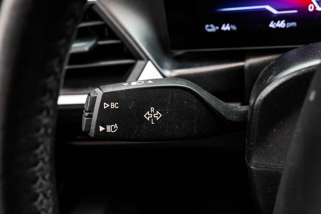 Used 2023 BMW i4 eDrive40 RWD image 42