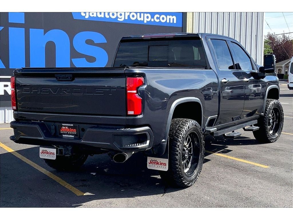 Used 2024 Chevrolet Silverado 3500 LTZ w/ LTZ Convenience Package AWD/4WD image 15