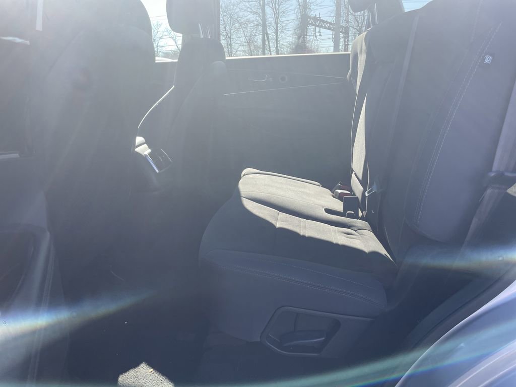 Used 2017 Kia Sorento FWD image 28