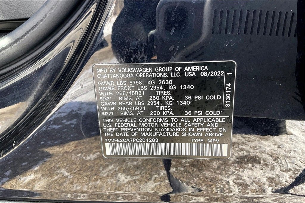 Used 2023 Volkswagen Atlas Cross Sport SEL Premium R-Line image 33