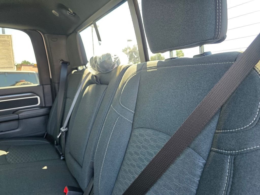 New 2026 RAM 2500 Big Horn AWD/4WD image 9