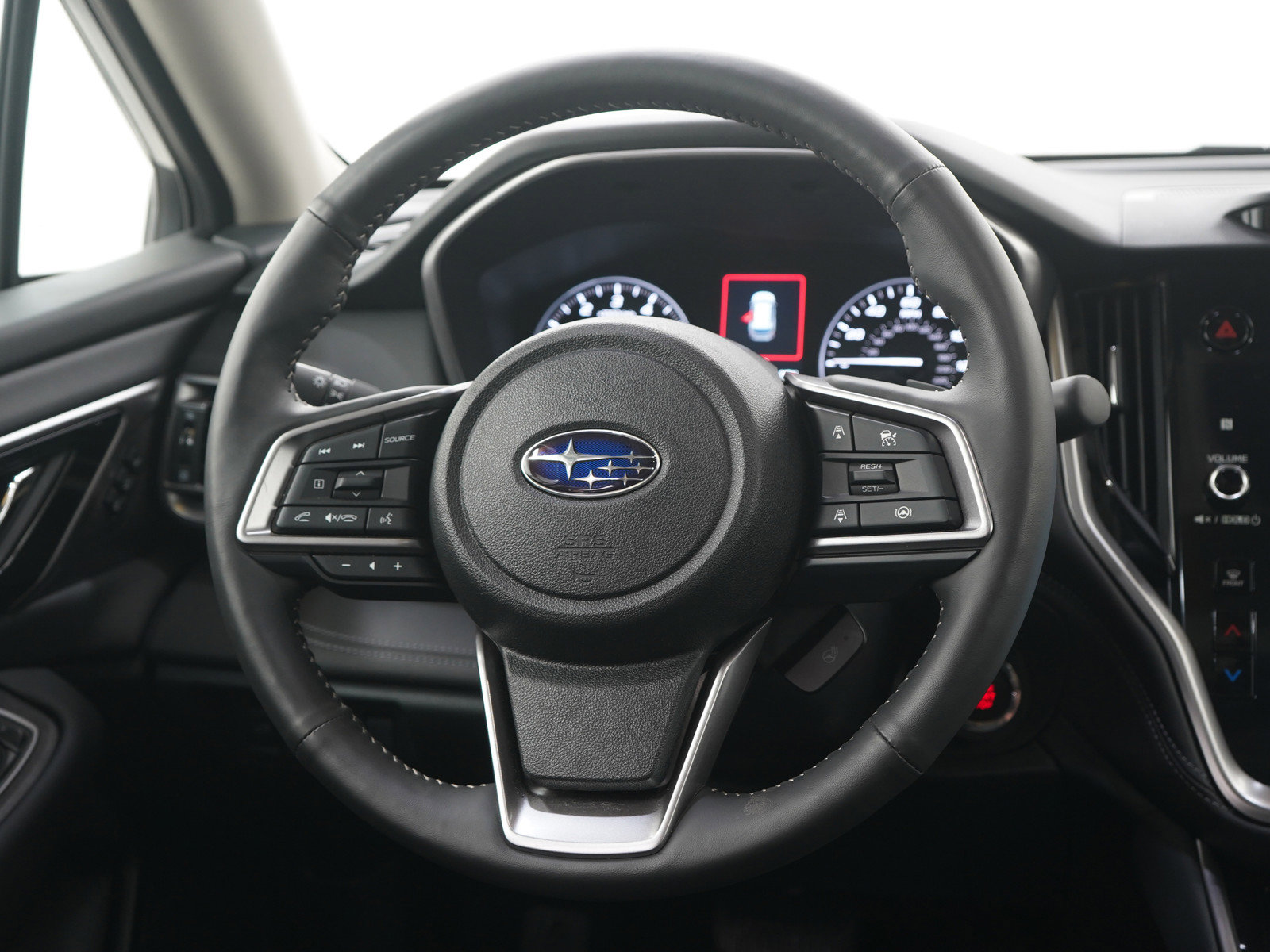 Used 2025 Subaru Outback Touring AWD/4WD image 17