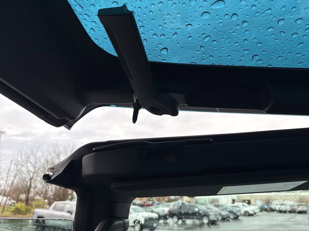 Used 2024 GMC Hummer EV 3X w/ Omega Edition image 57