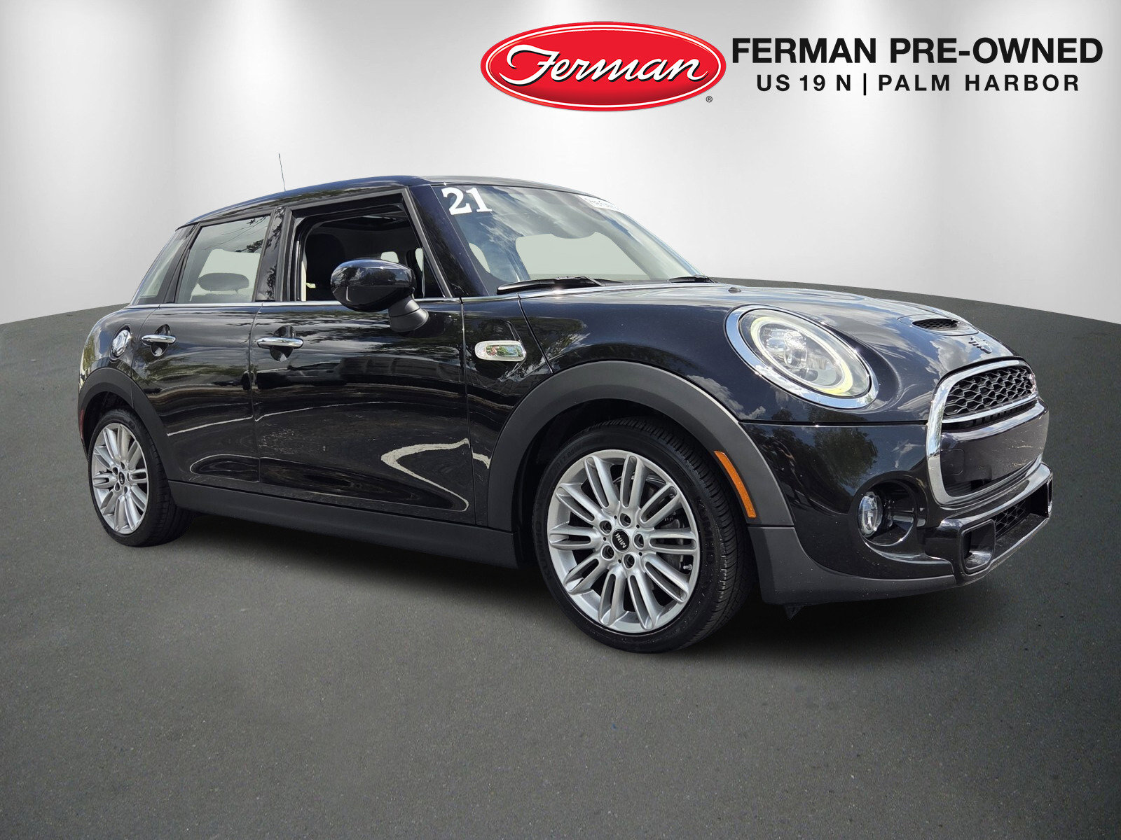 Used 2021 MINI Cooper S w/ 6.5" Touchscreen Package image 1