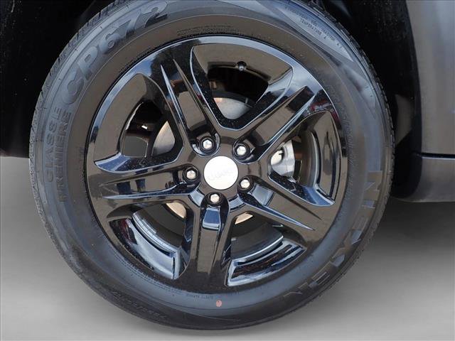 Used 2024 Jeep Compass Latitude AWD/4WD image 7