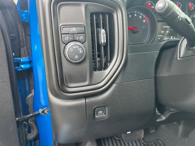 Used 2023 Chevrolet Silverado 1500 Custom image 8