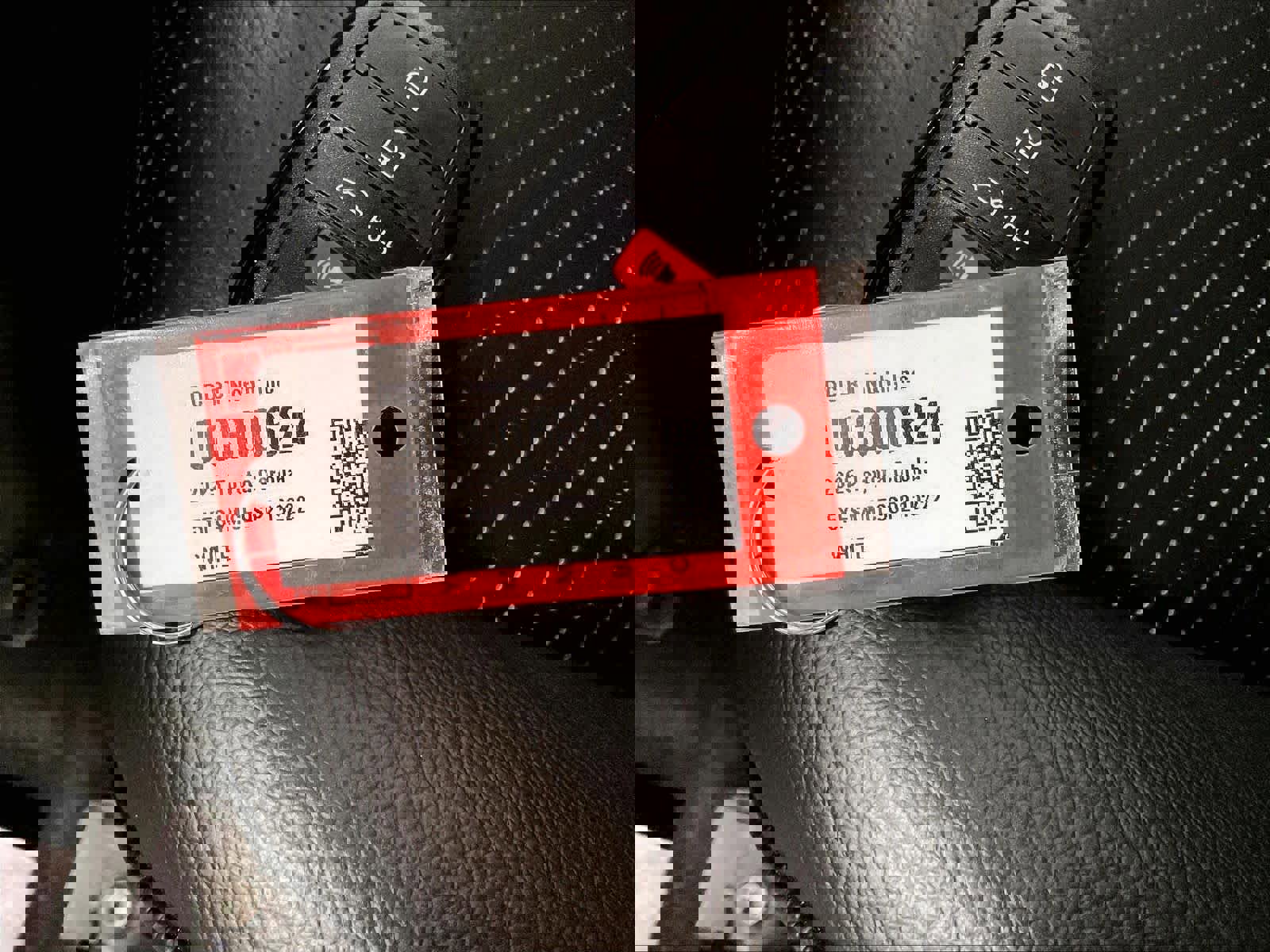 Certified 2025 Toyota Corolla SE FWD image 30