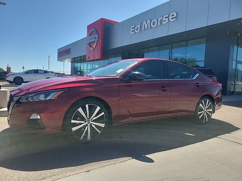 Used 2020 Nissan Altima 2.5 SR w/ Premium Package image 1