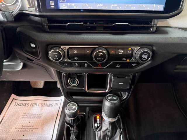Certified 2024 Jeep Wrangler Unlimited Sport AWD/4WD image 32