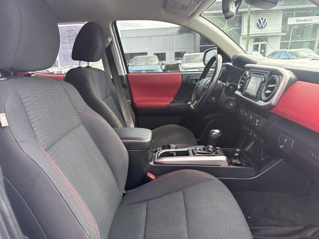 Used 2018 Toyota Tacoma SR5 image 12
