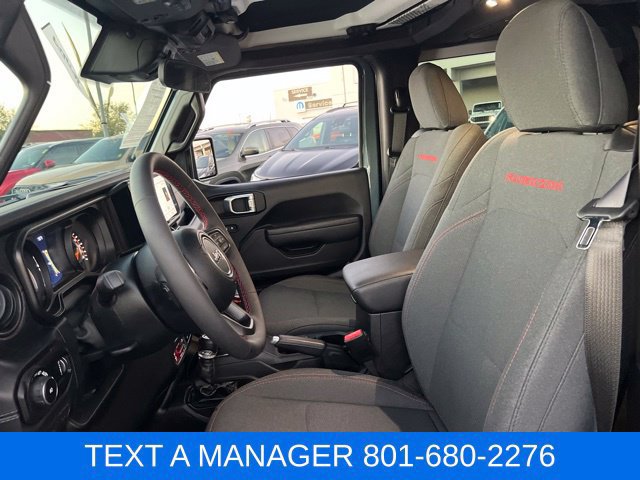 Used 2024 Jeep Wrangler Rubicon w/ Convenience Group AWD/4WD image 19