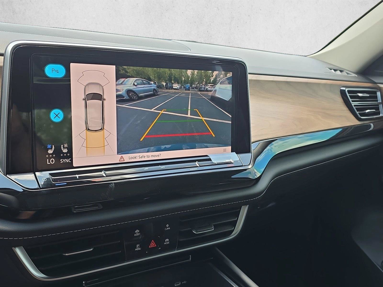 New 2026 Volkswagen Atlas SE FWD image 14