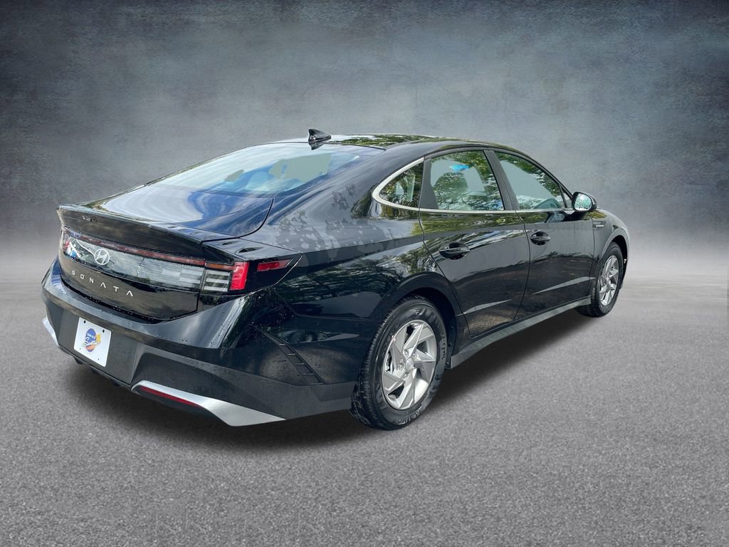 Used 2026 Hyundai Sonata SE image 32