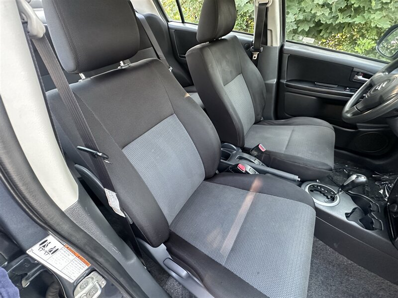 Used 2008 Suzuki SX4 Sport FWD image 9