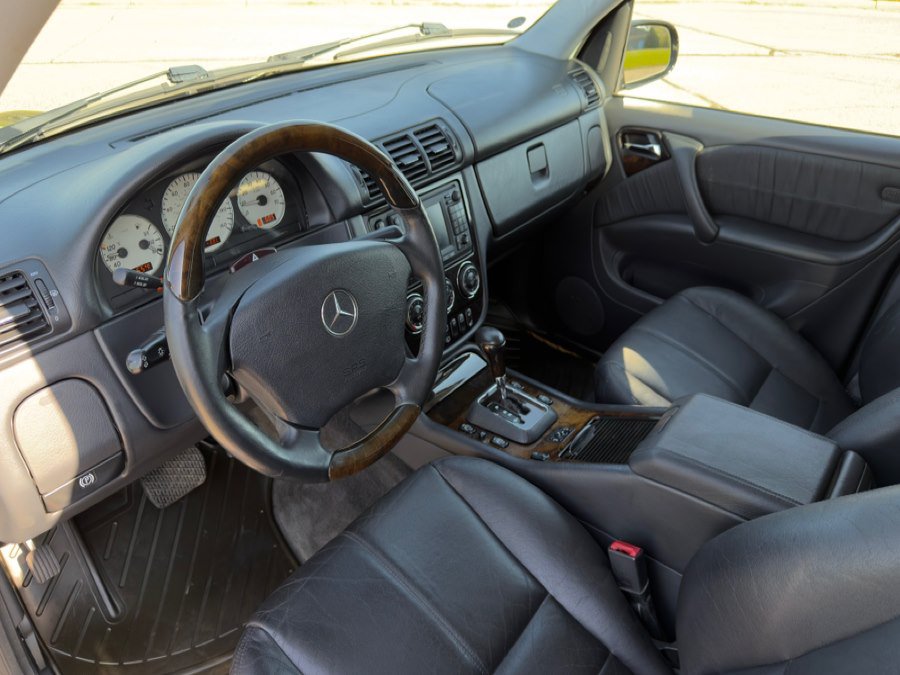 Used 2003 Mercedes-Benz ML 55 AMG 4MATIC image 17