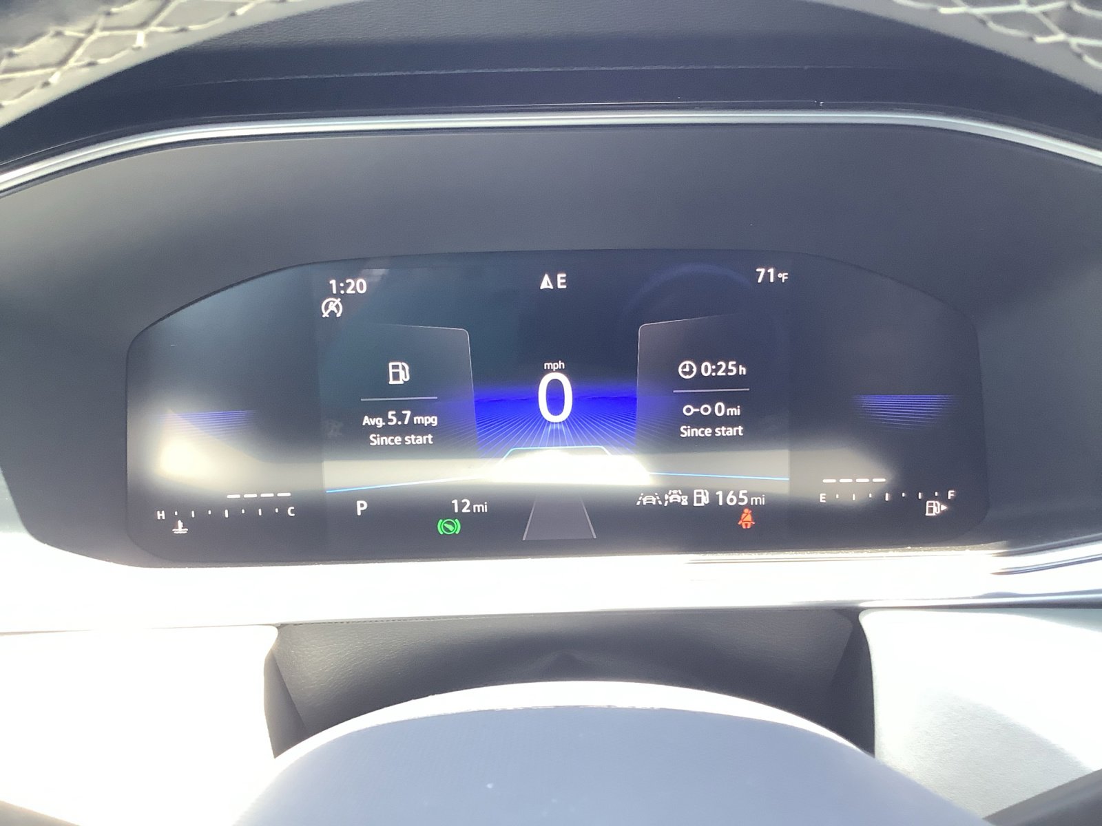 New 2026 Volkswagen Taos SE image 20